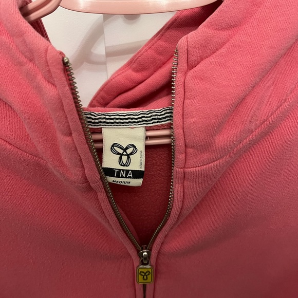 TNA sweater - Picture 2 of 2